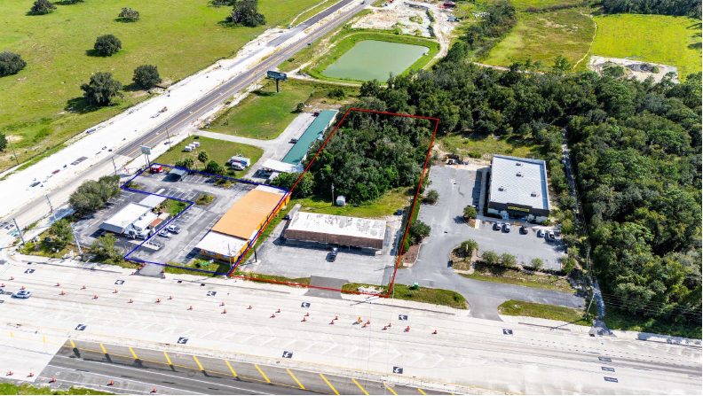 Aerial of subject parcel outlined in red
